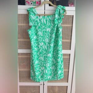 NWT Lilly Pulitzer Fauna Green Carmine Shift Dress. Size 10